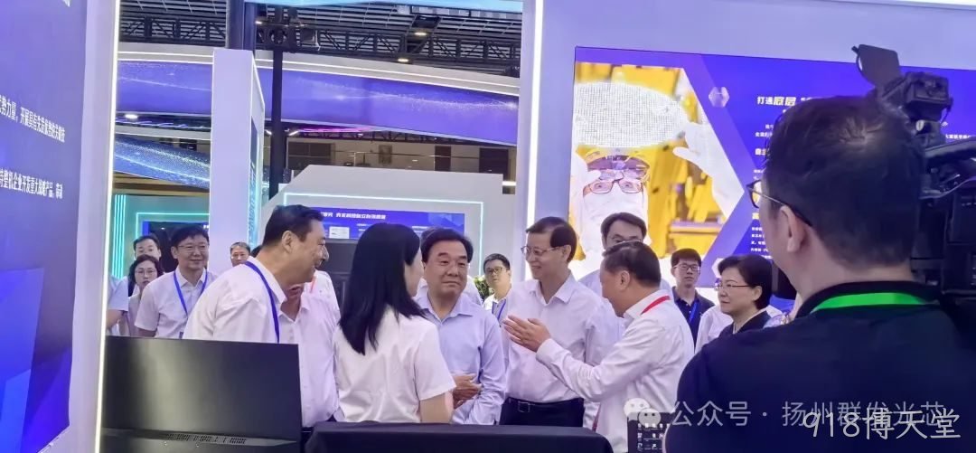 省委书记信长星、省长许昆林莅临918博天堂展台了解OPA项目情况